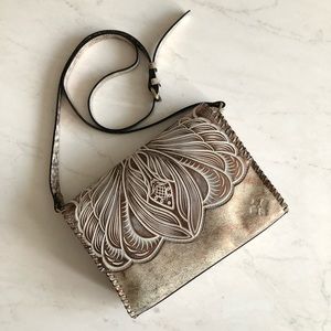 Patricia Nash Leather Sarola Crossbody used once excellent condition